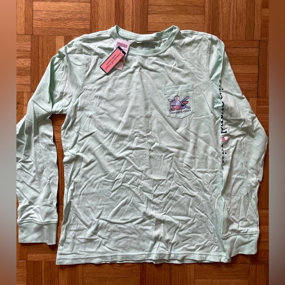 Vineyard Vines long sleeve tee t-shirt